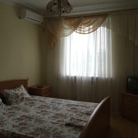 Appartement Двухкомнатная Квартира С Видом На Море à TTchornomorsk Extérieur photo